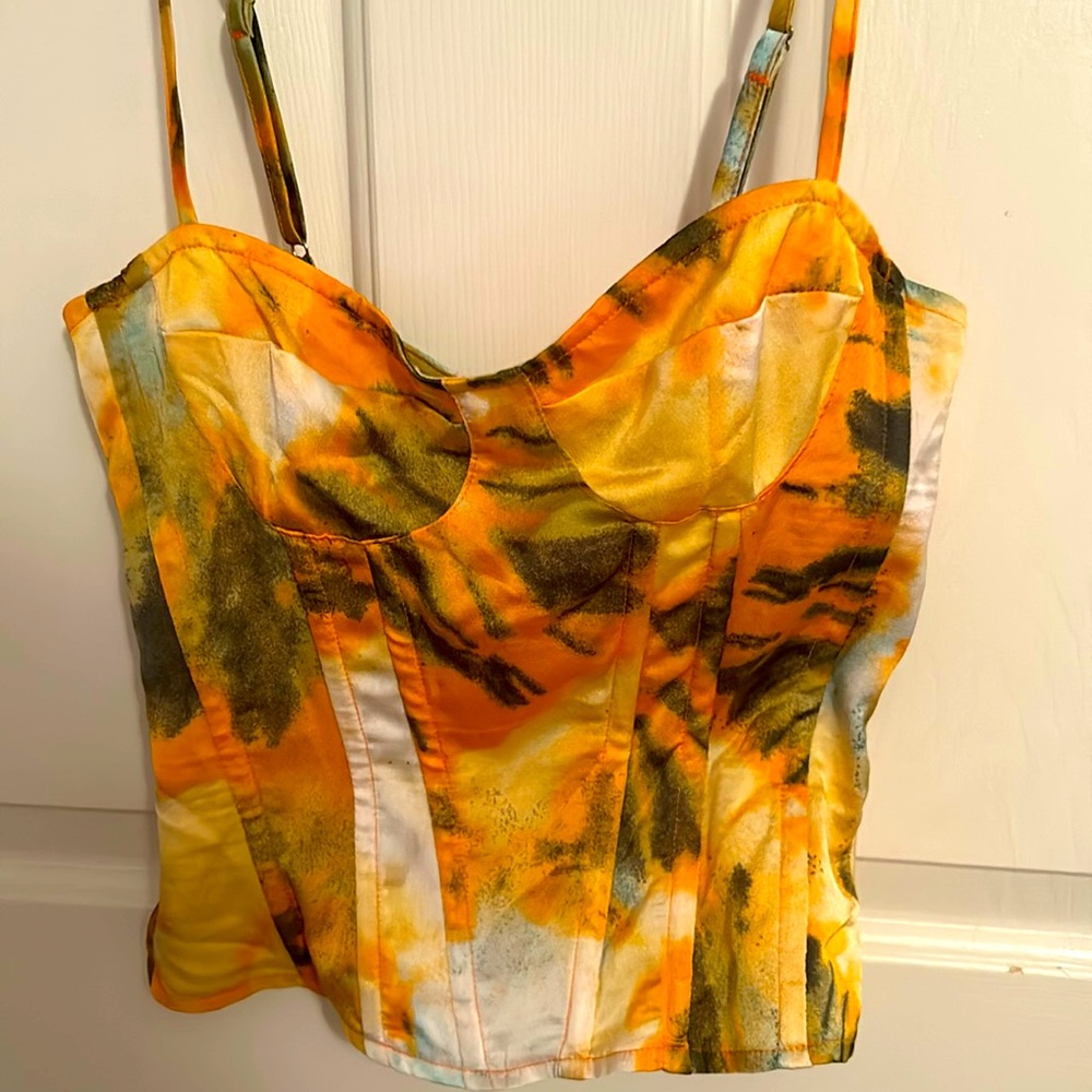 Pretty Little Thing corset top 🧡🖤🤍